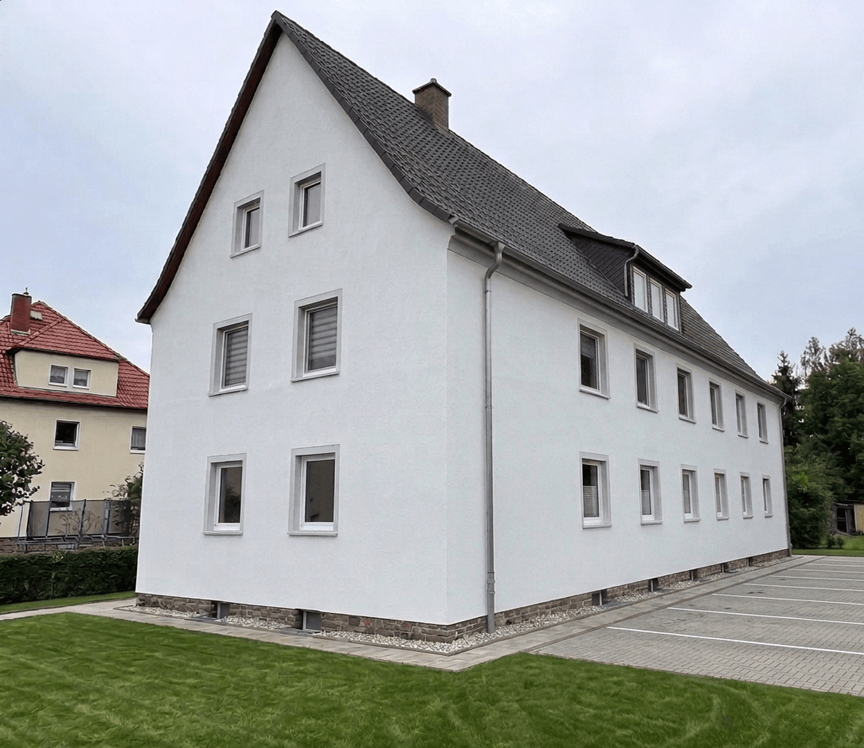 3 bedroom with open-plan kitchen flat to rent, 78 m², Neukieritzsch, Saxony 3 bedroom with open-plan kitchen flat to rent, 78 m², Neukieritzsch, Saxony