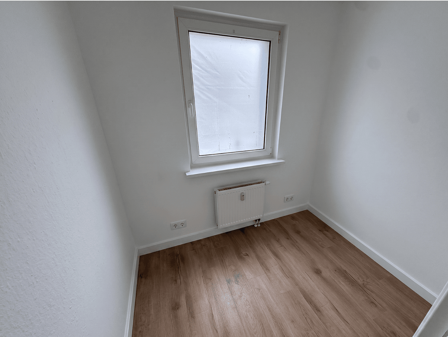 3 bedroom with open-plan kitchen flat to rent, 78 m², Neukieritzsch, Saxony 3 bedroom with open-plan kitchen flat to rent, 78 m², Neukieritzsch, Saxony