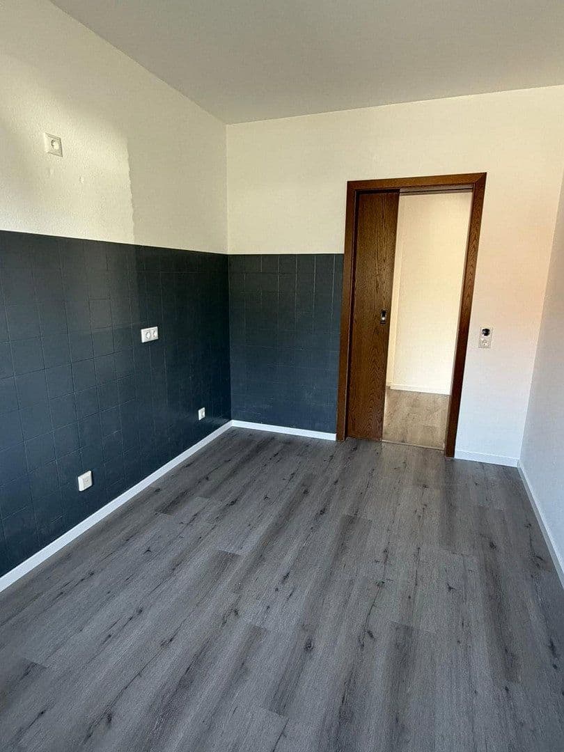 2 bedroom flat to rent, 98 m², Eilendorfer Straße 102, Aachen, North Rhine-Westphalia 2 bedroom flat to rent, 98 m², Eilendorfer Straße 102, Aachen, North Rhine-Westphalia