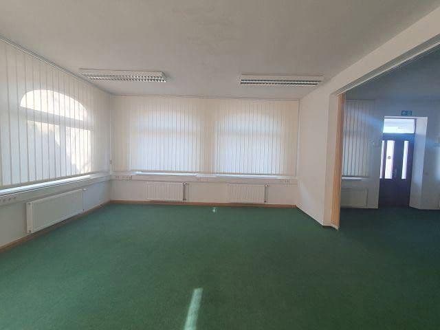 office to rent, 172 m², Am Gamsenteich 1a, Neustadt an der Orla, Thuringia office to rent, 172 m², Am Gamsenteich 1a, Neustadt an der Orla, Thuringia