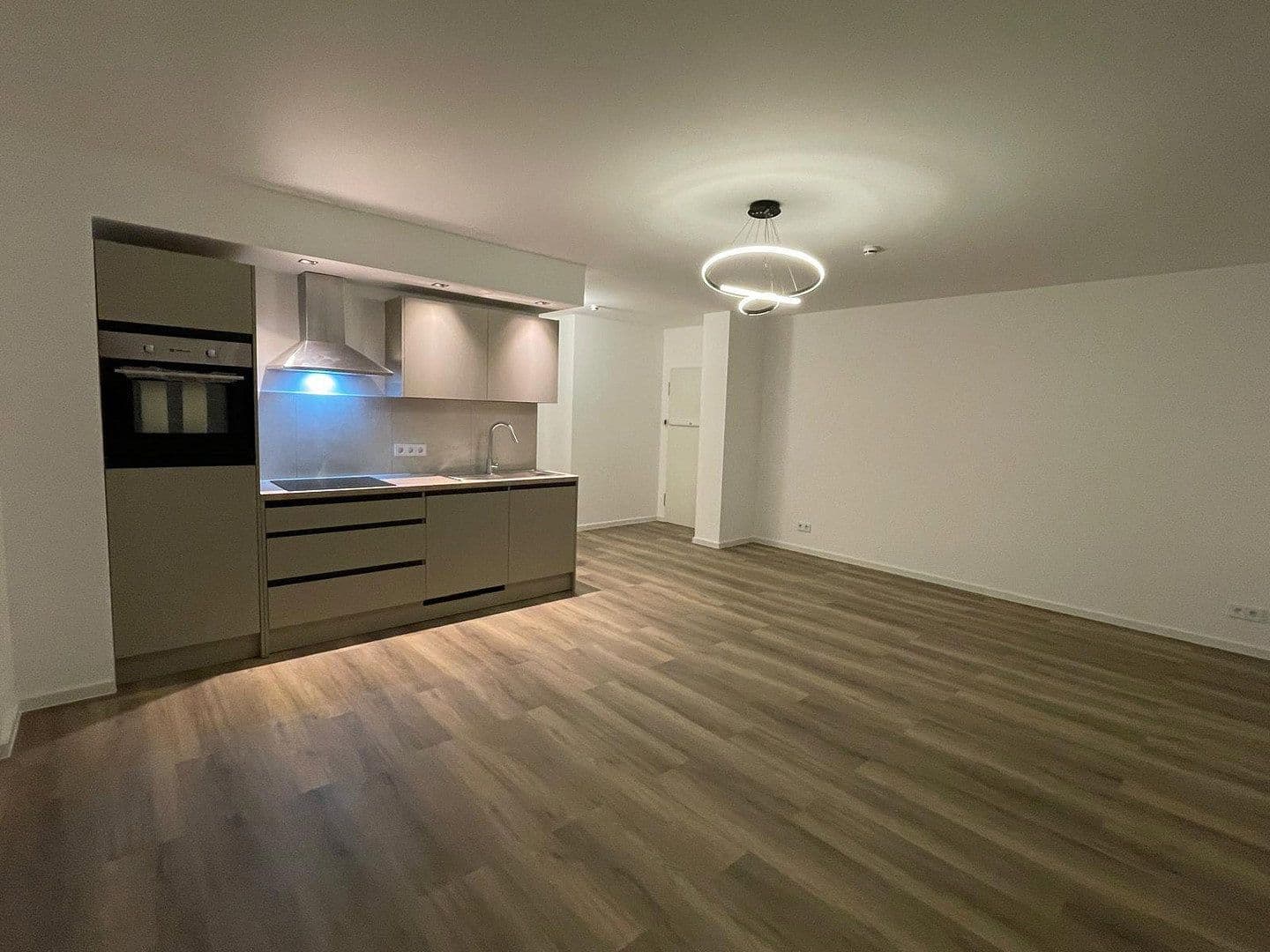 2 bedroom flat to rent, 56 m², Taunusstraße 7, Kerpen, North Rhine-Westphalia 2 bedroom flat to rent, 56 m², Taunusstraße 7, Kerpen, North Rhine-Westphalia