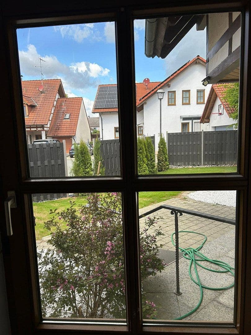 4 bedroom flat to rent, 116 m², Hutstraße 15, 18, Itzgrund, Bavaria 4 bedroom flat to rent, 116 m², Hutstraße 15, 18, Itzgrund, Bavaria