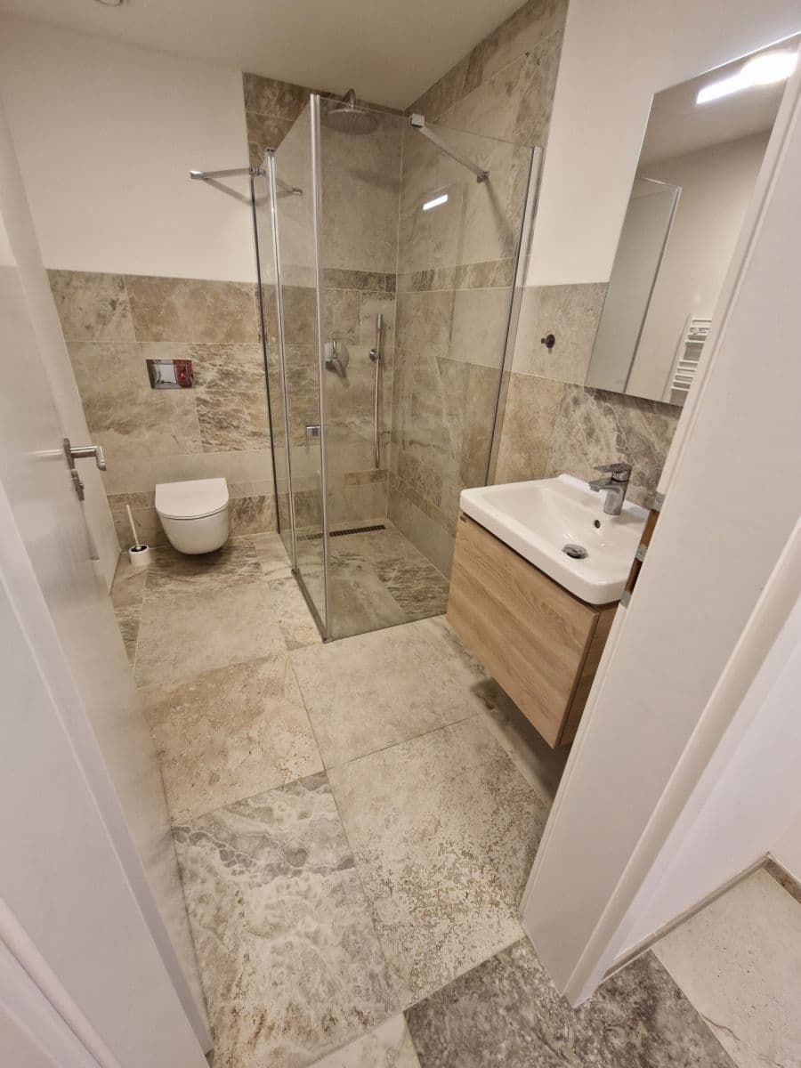 Studio flat to rent, 38 m², Smrčkova, Prague, Prague Studio flat to rent, 38 m², Smrčkova, Prague, Prague