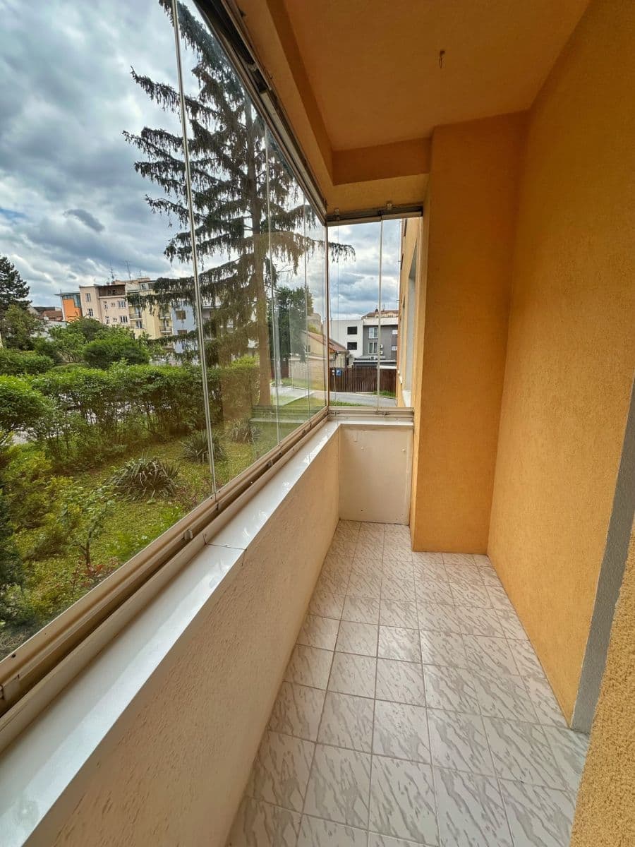 1 bedroom with open-plan kitchen flat to rent, 58 m², Klímova, Brno, Jihomoravský Region 1 bedroom with open-plan kitchen flat to rent, 58 m², Klímova, Brno, Jihomoravský Region