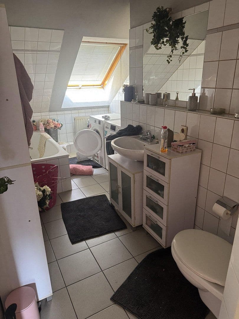 2 bedroom flat to rent, 63 m², Kunstfeldstrasse 4, Leverkusen, North Rhine-Westphalia 2 bedroom flat to rent, 63 m², Kunstfeldstrasse 4, Leverkusen, North Rhine-Westphalia