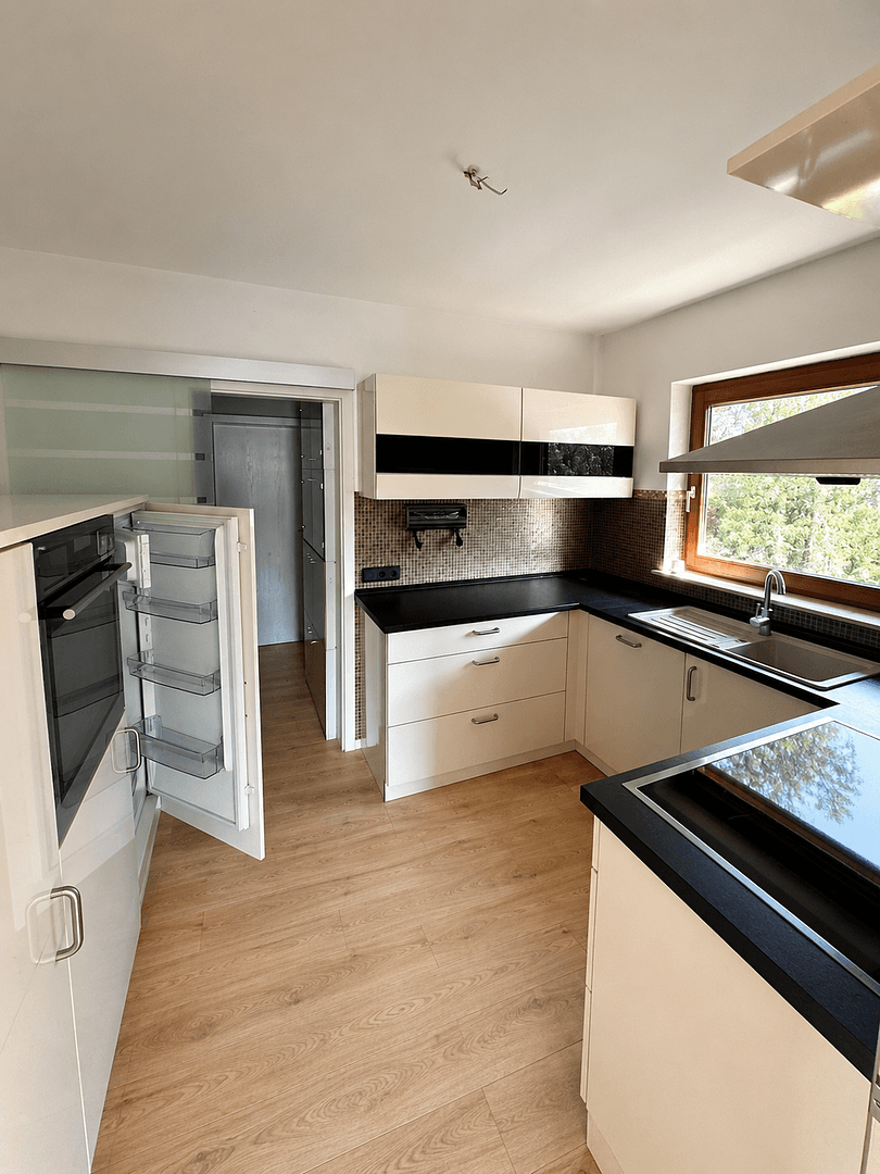 3 bedroom flat to rent, 115 m², Ingelheim am Rhein, Rhineland-Palatinate 3 bedroom flat to rent, 115 m², Ingelheim am Rhein, Rhineland-Palatinate