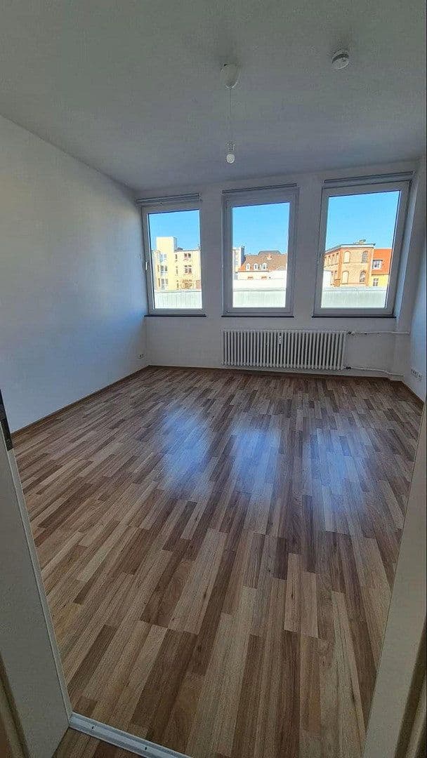 4 bedroom flat to rent, 95 m², Nassauerstraße 4, Saarbrücken, Saarland 4 bedroom flat to rent, 95 m², Nassauerstraße 4, Saarbrücken, Saarland