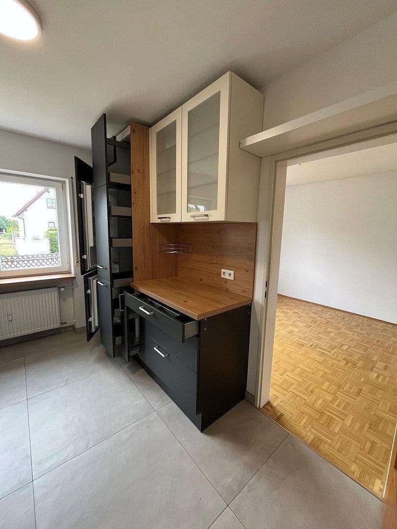 2 bedroom with open-plan kitchen flat to rent, 86 m², Möhrendorf, Bavaria 2 bedroom with open-plan kitchen flat to rent, 86 m², Möhrendorf, Bavaria