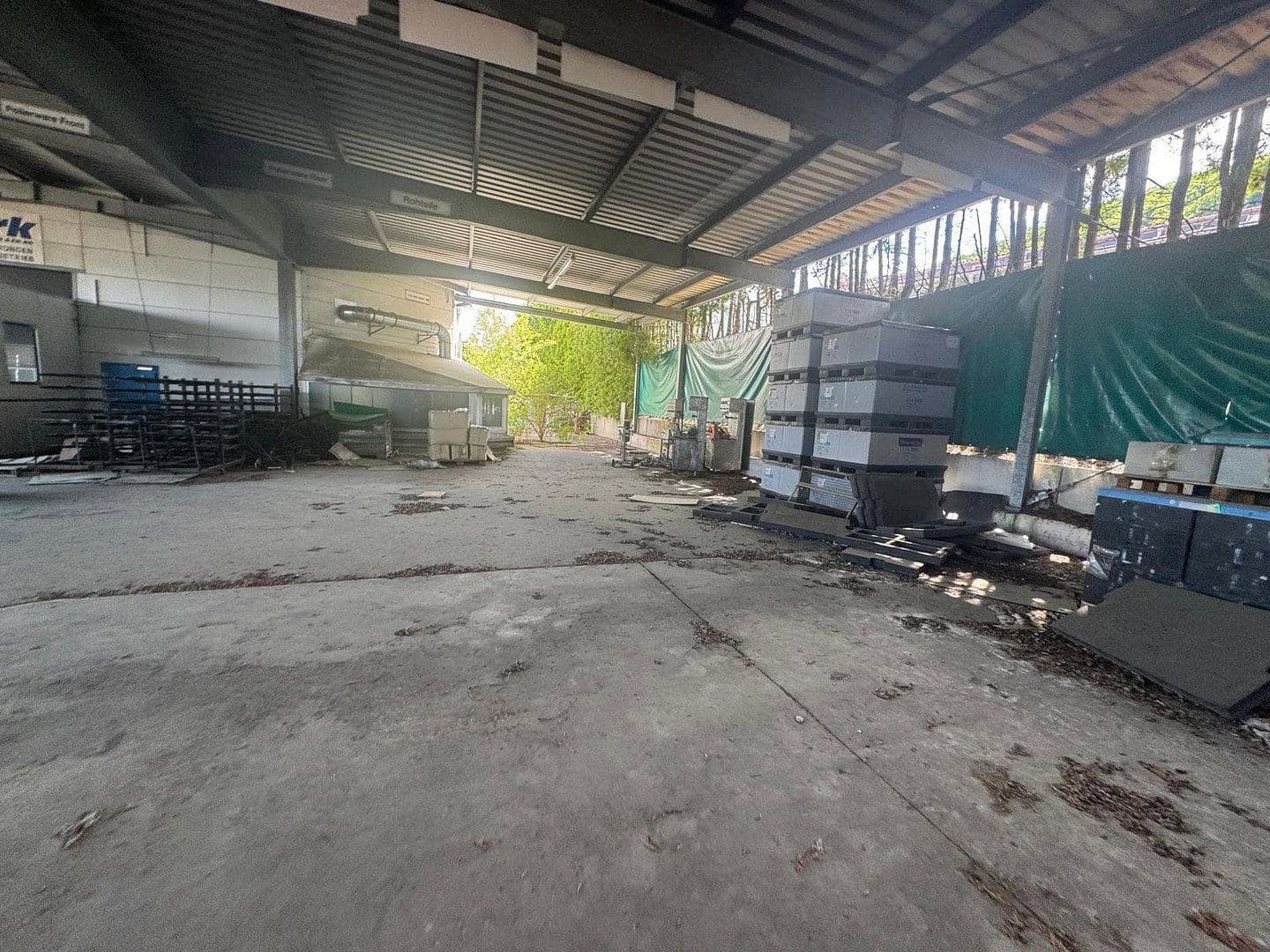 non-residential property to rent, 1,500 m², Treuchtlingen, Bavaria non-residential property to rent, 1,500 m², Treuchtlingen, Bavaria