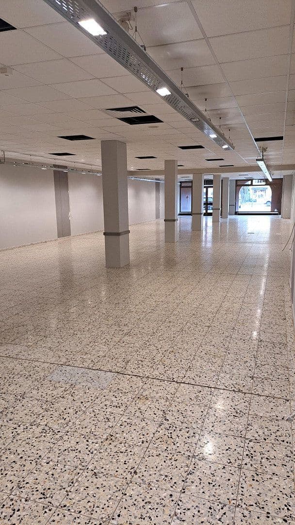 non-residential property to rent, 420 m², Plattling, Bavaria non-residential property to rent, 420 m², Plattling, Bavaria
