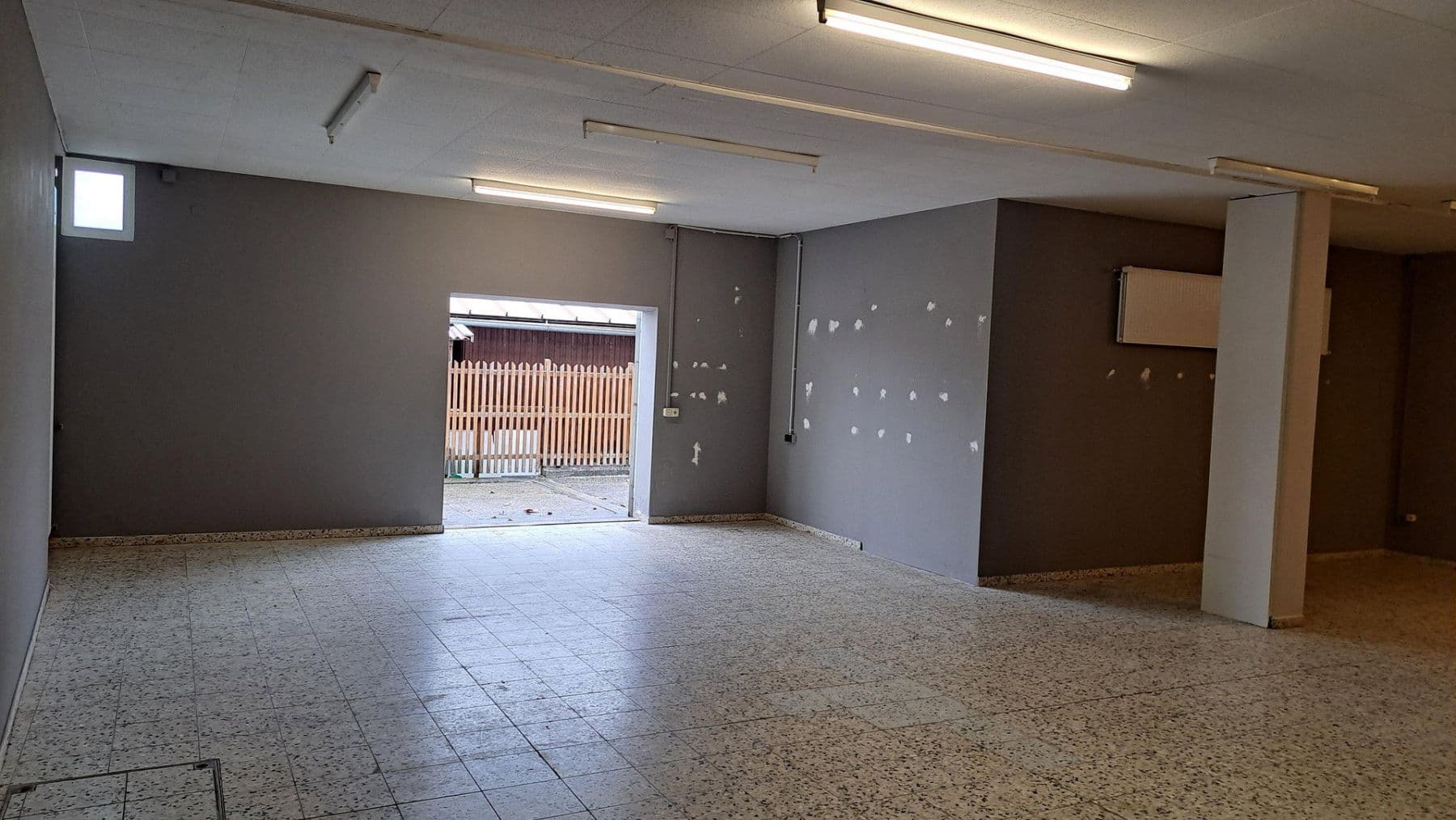 non-residential property to rent, 420 m², Plattling, Bavaria non-residential property to rent, 420 m², Plattling, Bavaria