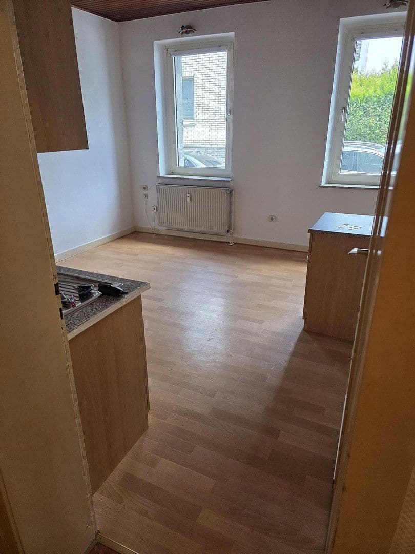 Studio flat to rent, 41 m², Baltenstraße 20, Düsseldorf, North Rhine-Westphalia Studio flat to rent, 41 m², Baltenstraße 20, Düsseldorf, North Rhine-Westphalia