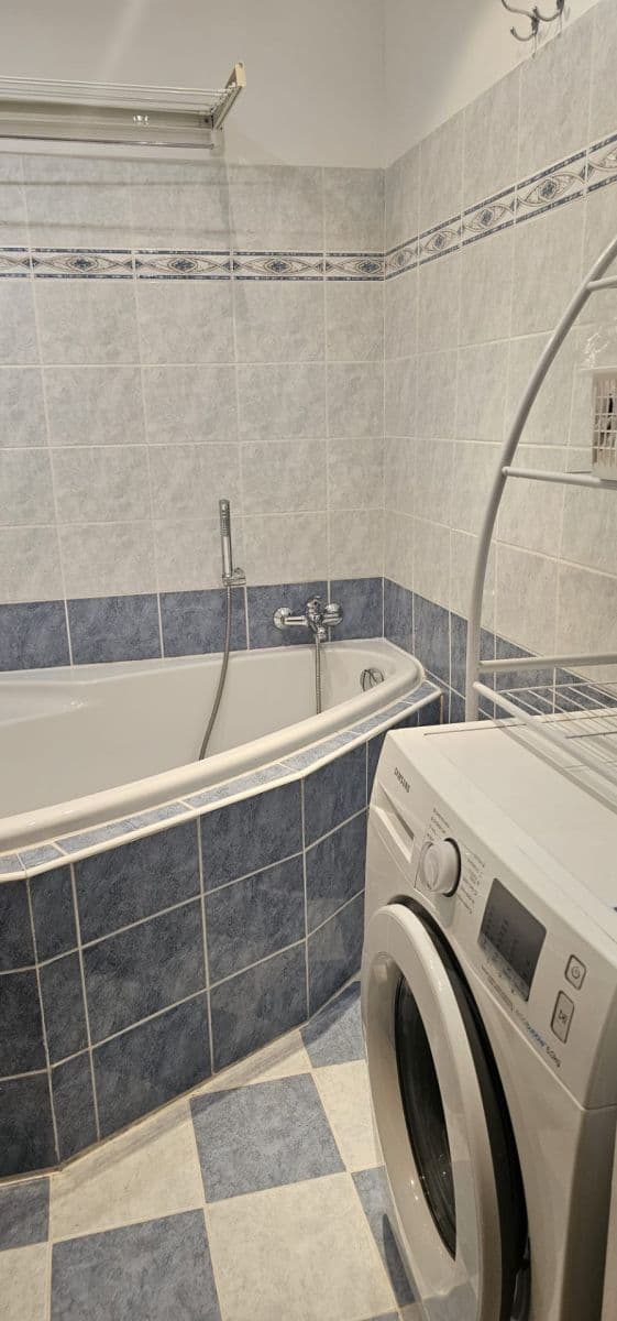2 bedroom with open-plan kitchen flat for sale, 60 m², Anny Drabíkové, Prague, Prague 2 bedroom with open-plan kitchen flat for sale, 60 m², Anny Drabíkové, Prague, Prague