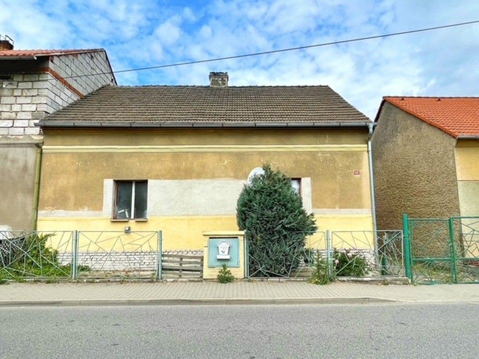 house for sale, 90 m², Na Poříčí, Králův Dvůr, Středočeský Region house for sale, 90 m², Na Poříčí, Králův Dvůr, Středočeský Region