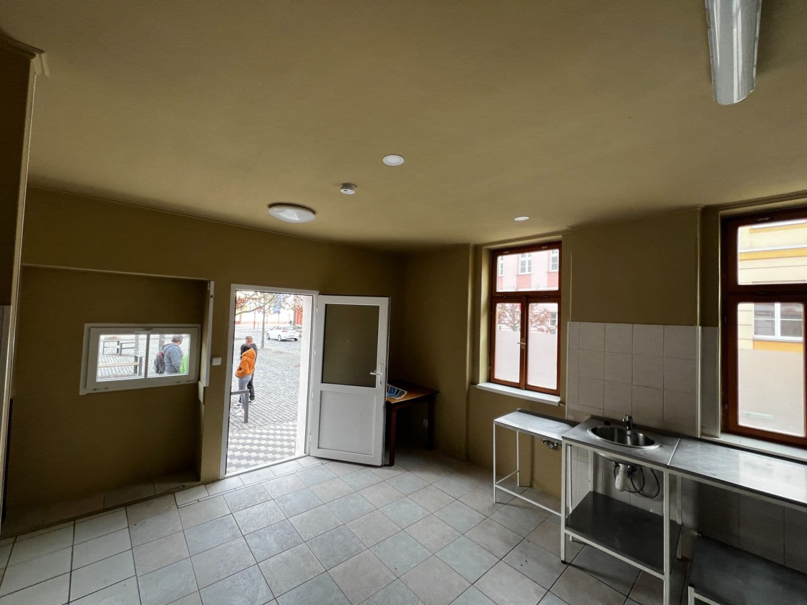 non-residential property to rent, 40 m², Bratří Čapků, Nejdek, Karlovarský Region non-residential property to rent, 40 m², Bratří Čapků, Nejdek, Karlovarský Region