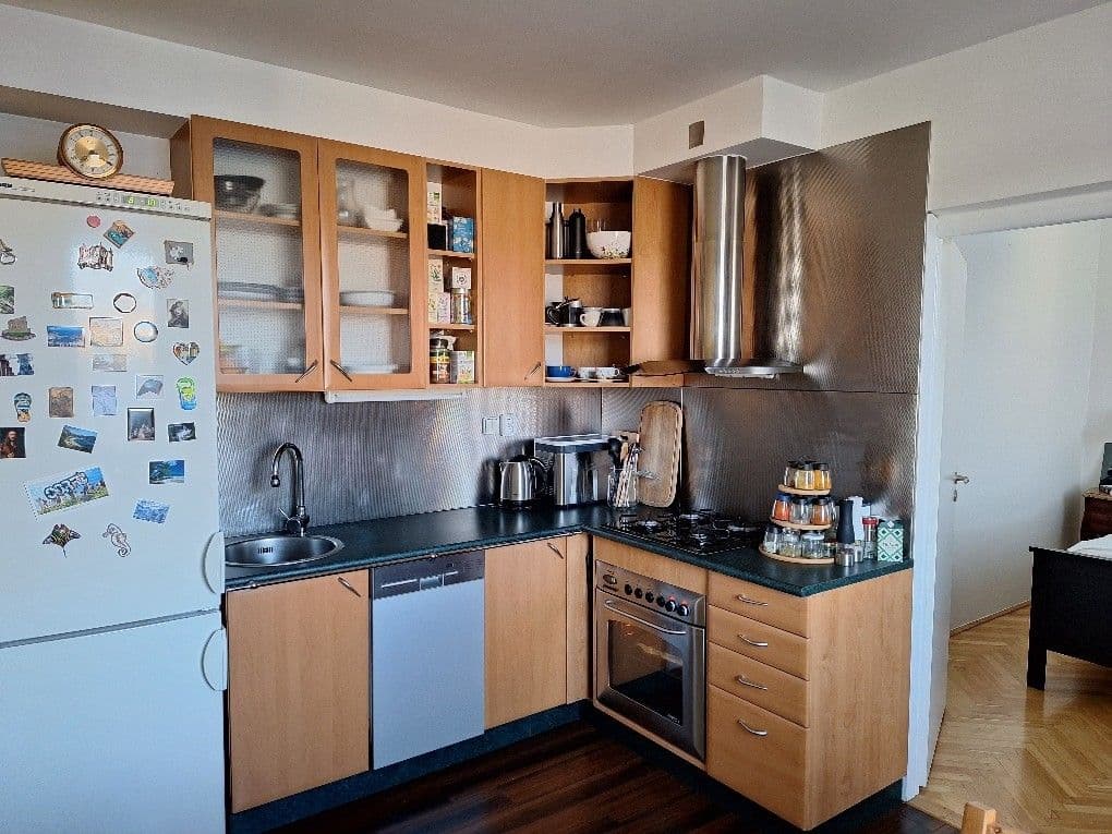 2 bedroom flat to rent, 60 m², Horolezecká, Prague, Prague 2 bedroom flat to rent, 60 m², Horolezecká, Prague, Prague