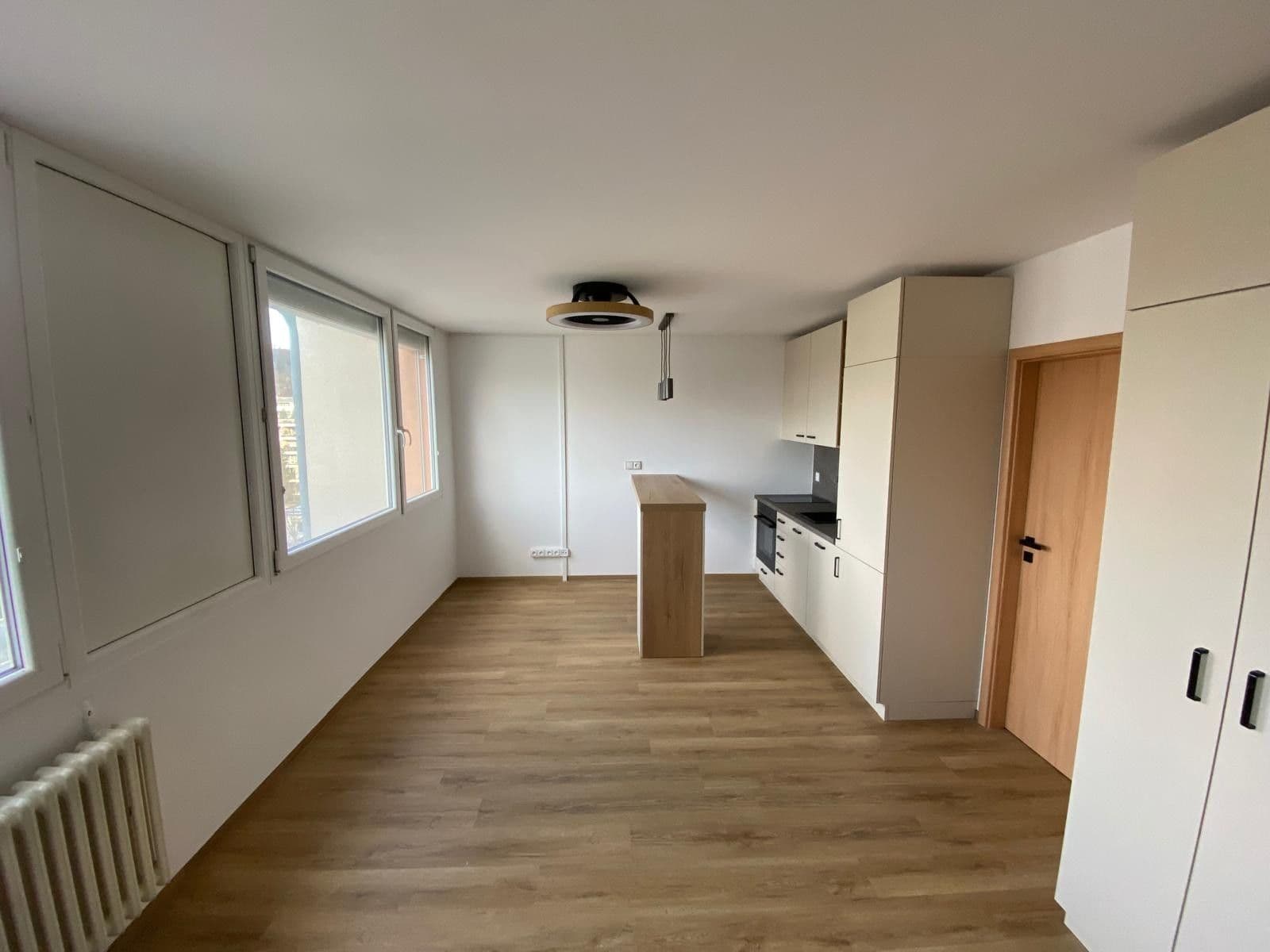 Studio flat to rent, 31 m², Hennerova, Prague, Prague Studio flat to rent, 31 m², Hennerova, Prague, Prague