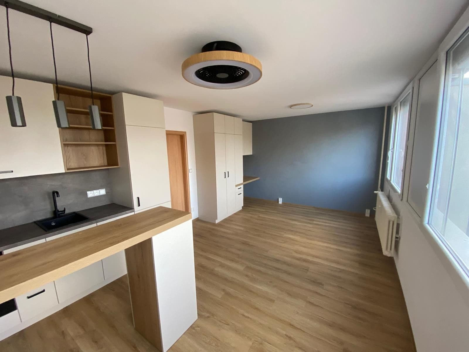 Studio flat to rent, 31 m², Hennerova, Prague, Prague Studio flat to rent, 31 m², Hennerova, Prague, Prague