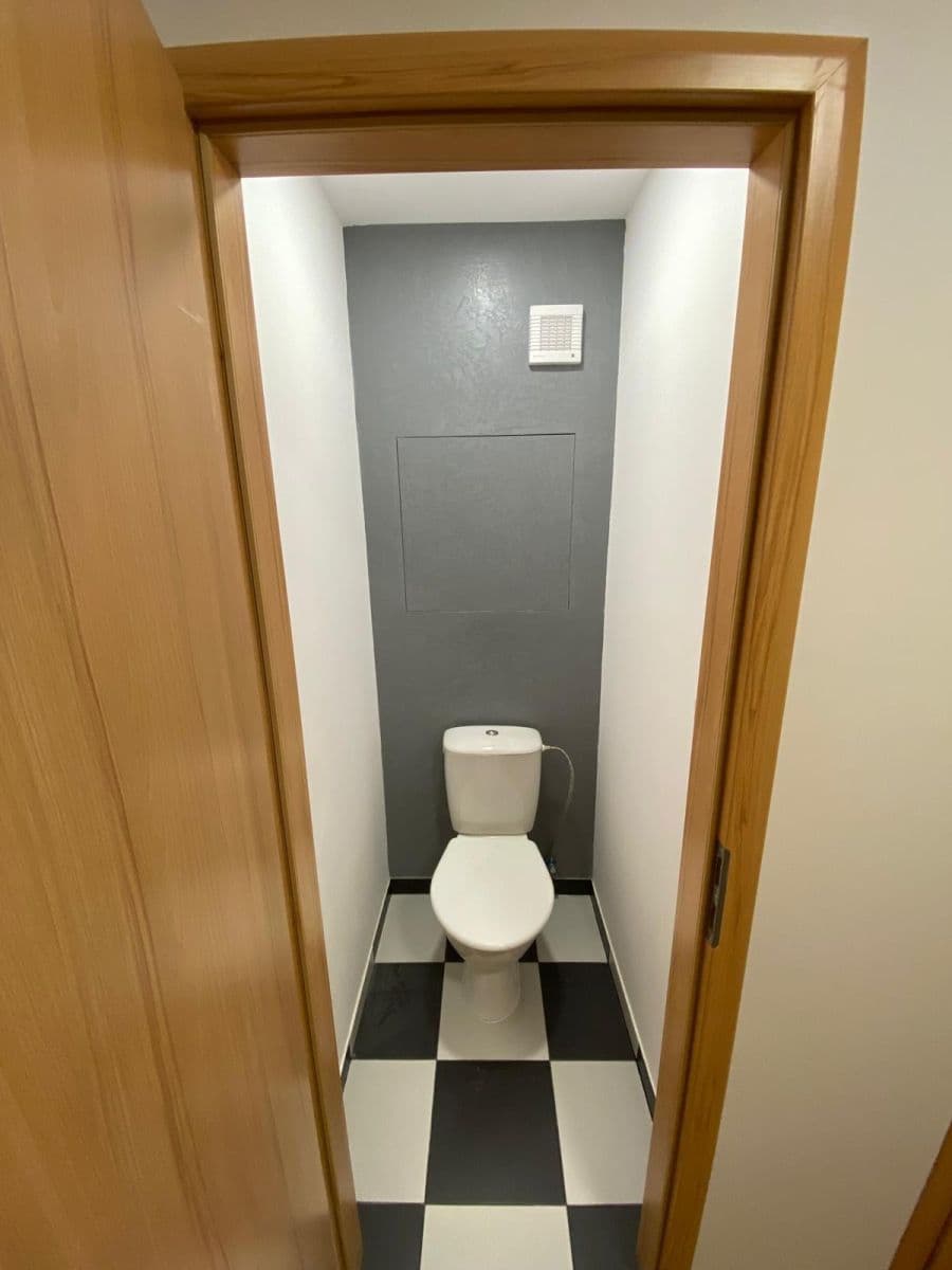 Studio flat to rent, 31 m², Hennerova, Prague, Prague Studio flat to rent, 31 m², Hennerova, Prague, Prague