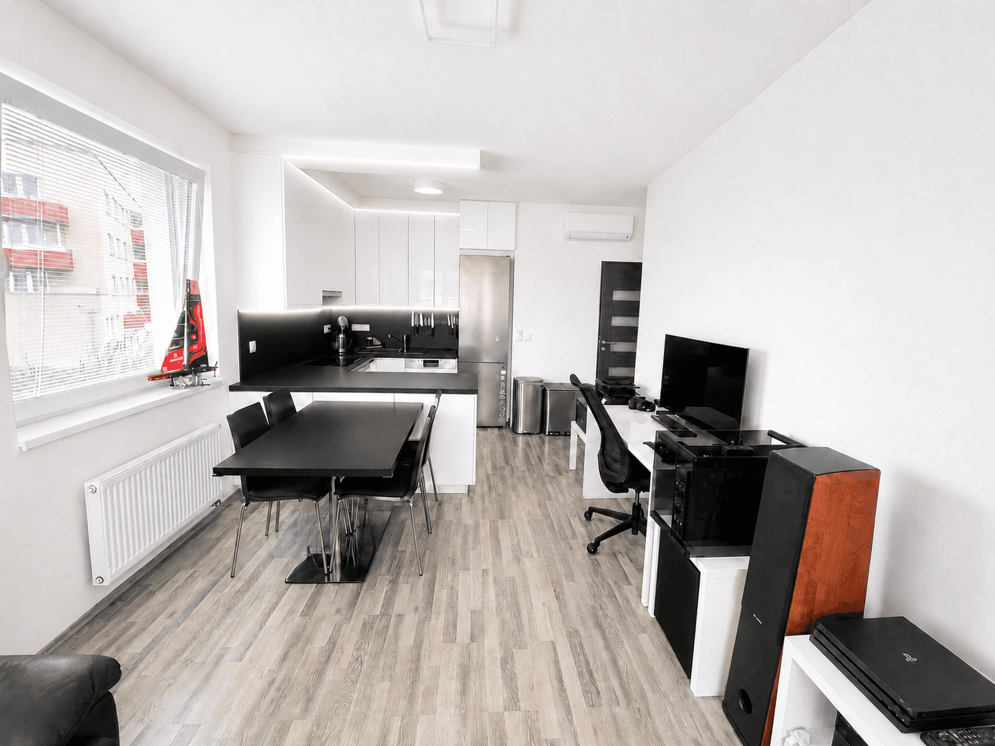 2 bedroom with open-plan kitchen flat to rent, 77 m², Sicherova, Prague, Prague 2 bedroom with open-plan kitchen flat to rent, 77 m², Sicherova, Prague, Prague