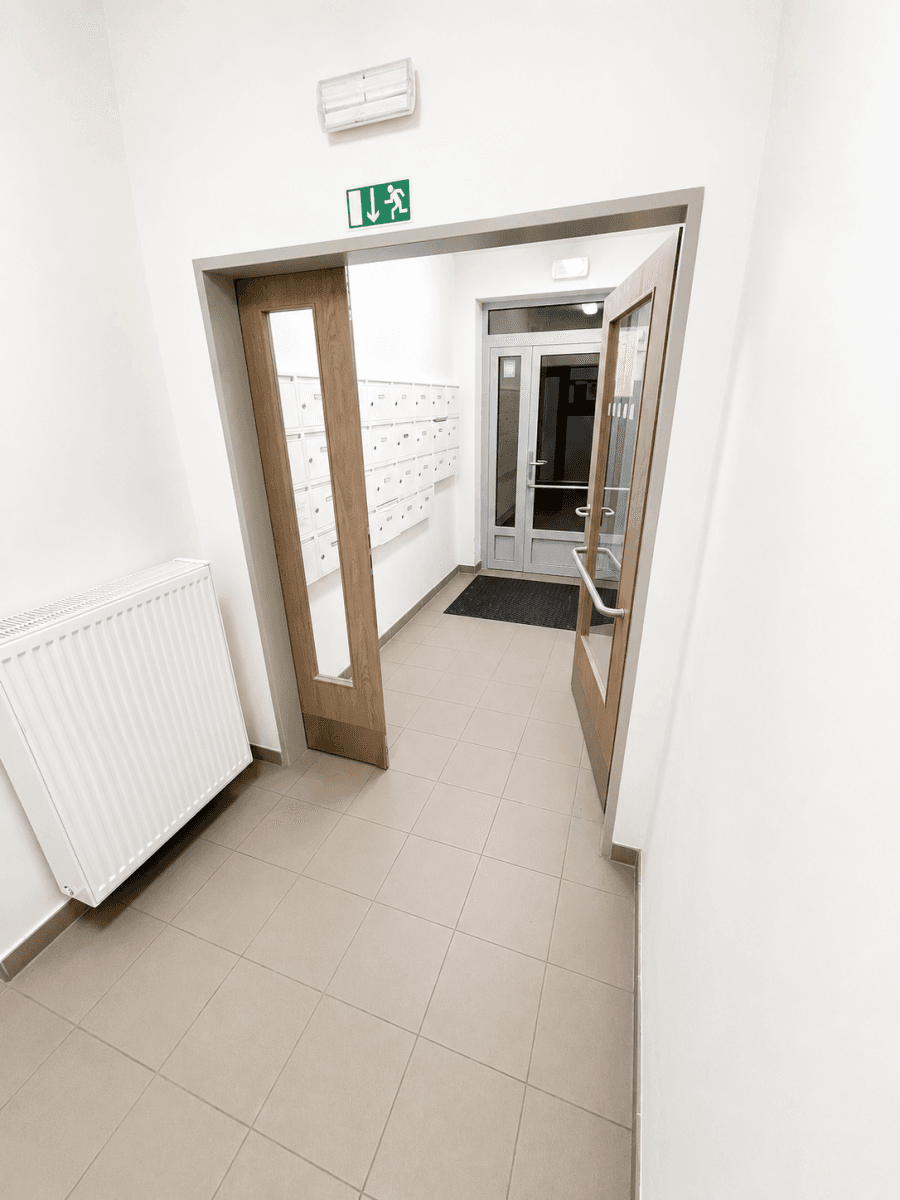 2 bedroom with open-plan kitchen flat to rent, 77 m², Sicherova, Prague, Prague 2 bedroom with open-plan kitchen flat to rent, 77 m², Sicherova, Prague, Prague