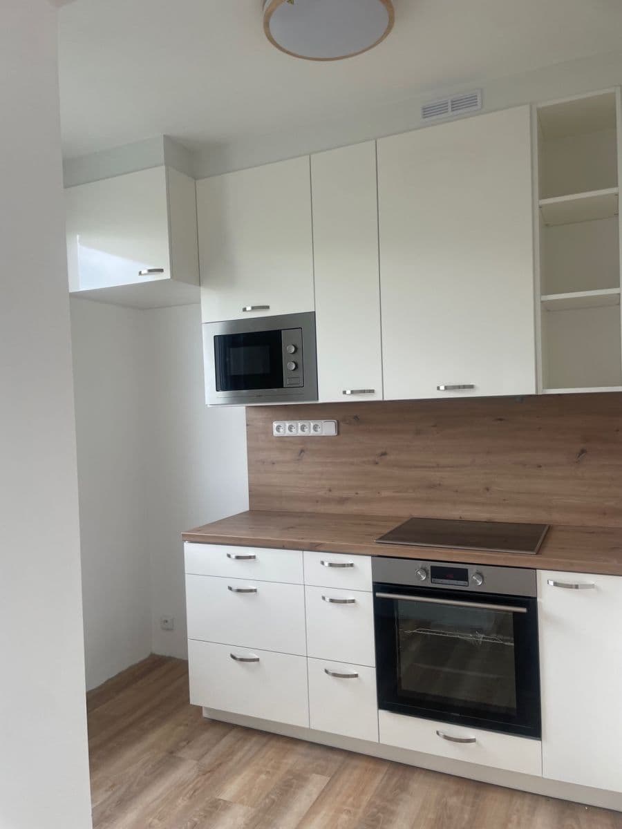 2 bedroom flat to rent, 44 m², Stiborova, Olomouc, Olomoucký Region 2 bedroom flat to rent, 44 m², Stiborova, Olomouc, Olomoucký Region