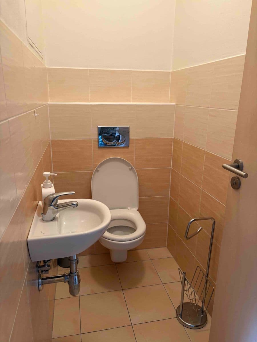 1 bedroom with open-plan kitchen flat to rent, 62 m², Athénská, Prague, Prague 1 bedroom with open-plan kitchen flat to rent, 62 m², Athénská, Prague, Prague