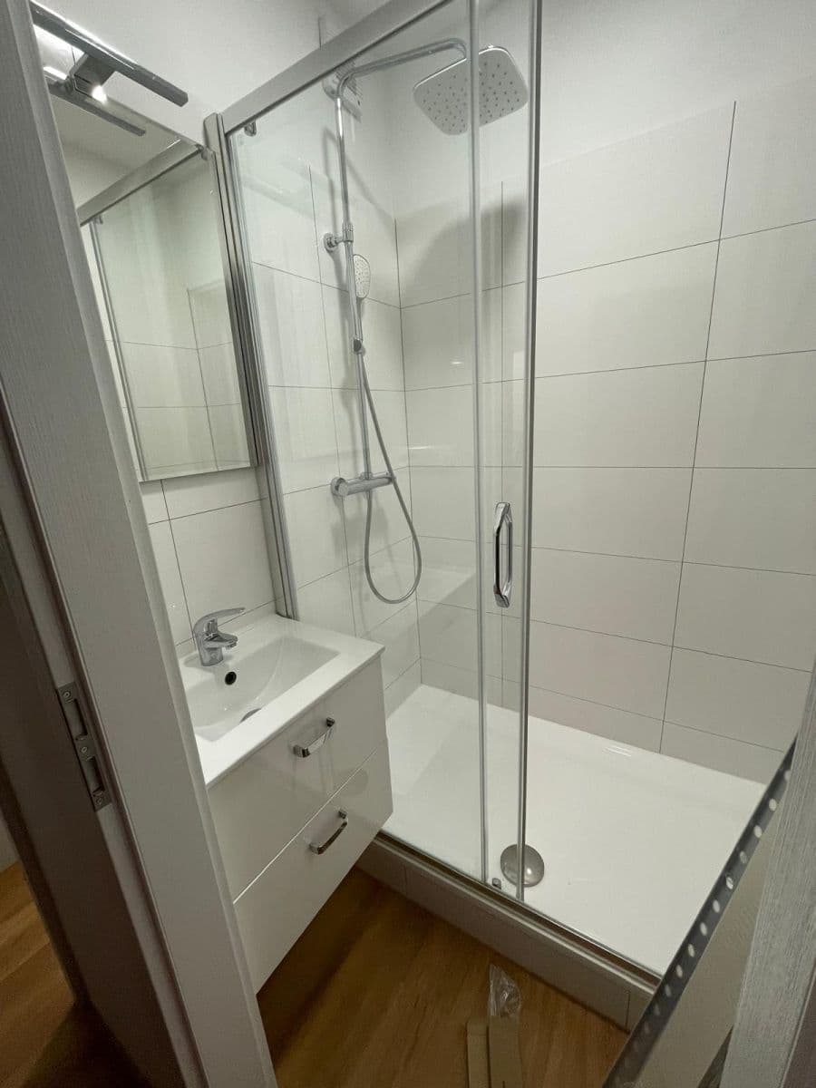 2 bedroom flat to rent, 58 m², Antala Staška, Prague, Prague 2 bedroom flat to rent, 58 m², Antala Staška, Prague, Prague