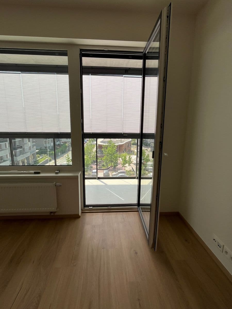 1 bedroom with open-plan kitchen flat to rent, 52 m², Waltariho, Prague, Prague 1 bedroom with open-plan kitchen flat to rent, 52 m², Waltariho, Prague, Prague