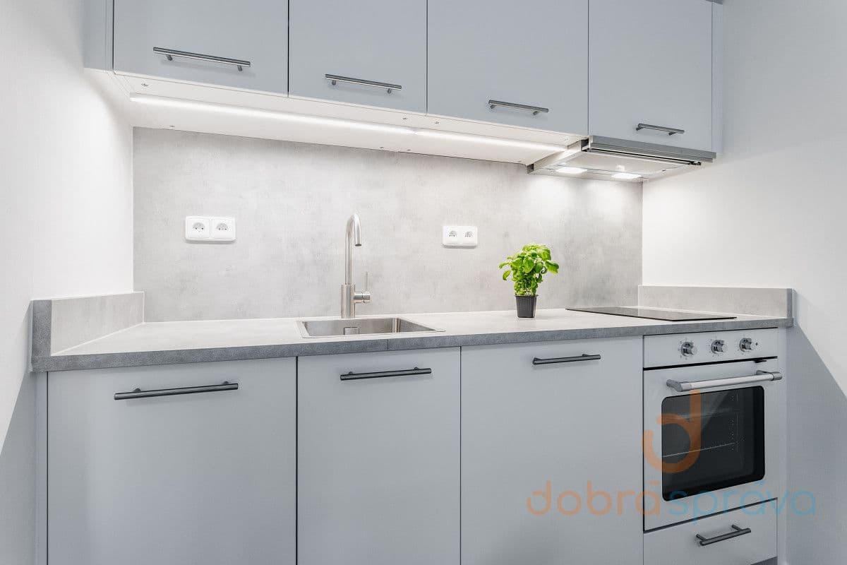 1 bedroom with open-plan kitchen flat to rent, 55 m², Africká, Prague, Prague 1 bedroom with open-plan kitchen flat to rent, 55 m², Africká, Prague, Prague