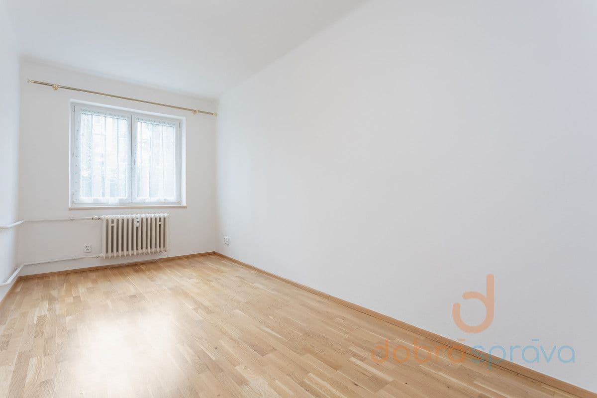 1 bedroom with open-plan kitchen flat to rent, 55 m², Africká, Prague, Prague 1 bedroom with open-plan kitchen flat to rent, 55 m², Africká, Prague, Prague