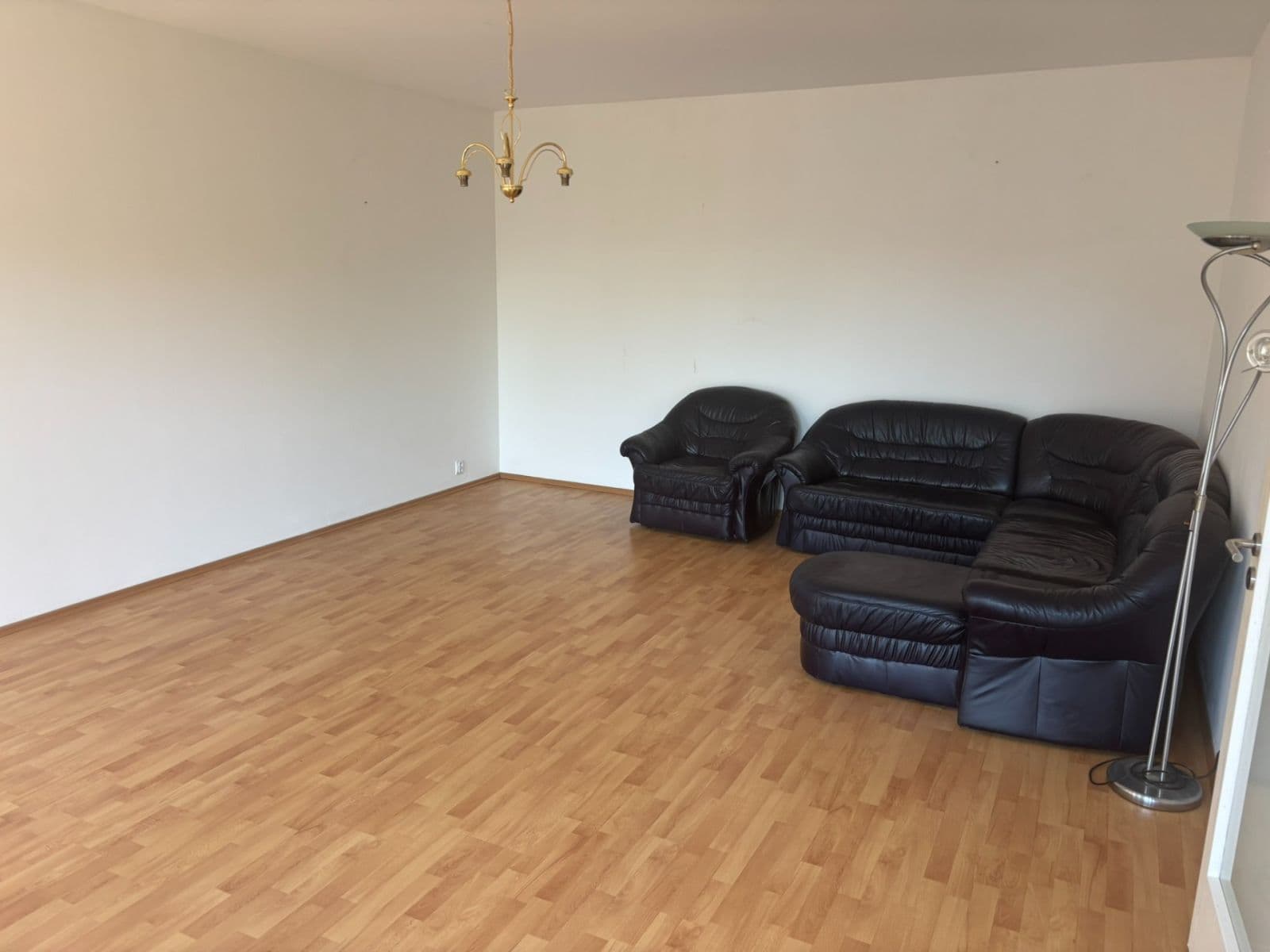 2 bedroom with open-plan kitchen flat for sale, 101 m², Osvoboditelů, Lovosice, Ústecký Region 2 bedroom with open-plan kitchen flat for sale, 101 m², Osvoboditelů, Lovosice, Ústecký Region