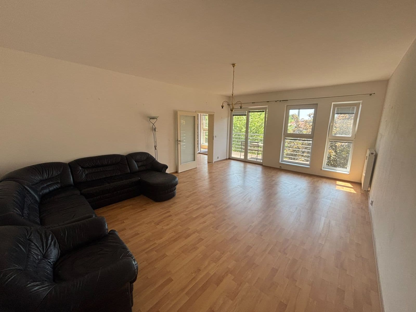 2 bedroom with open-plan kitchen flat for sale, 101 m², Osvoboditelů, Lovosice, Ústecký Region 2 bedroom with open-plan kitchen flat for sale, 101 m², Osvoboditelů, Lovosice, Ústecký Region