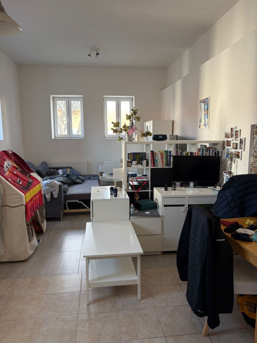Studio flat to rent, 43 m², Formanská, Prague, Prague Studio flat to rent, 43 m², Formanská, Prague, Prague