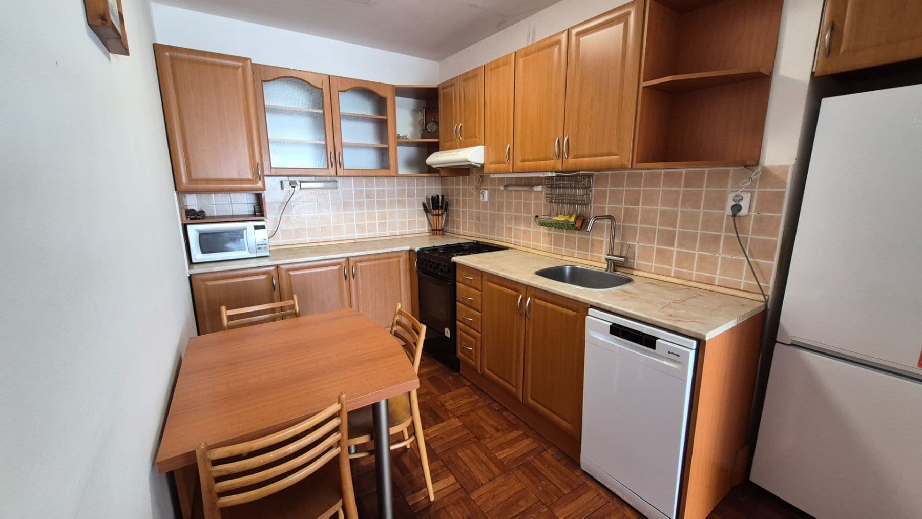 2 bedroom with open-plan kitchen flat to rent, 63 m², Loučimská, Prague, Prague 2 bedroom with open-plan kitchen flat to rent, 63 m², Loučimská, Prague, Prague