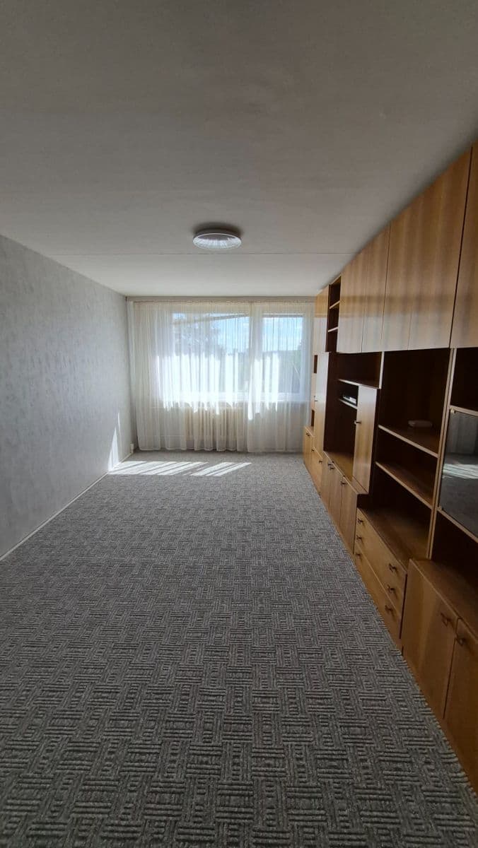 2 bedroom with open-plan kitchen flat to rent, 63 m², Loučimská, Prague, Prague 2 bedroom with open-plan kitchen flat to rent, 63 m², Loučimská, Prague, Prague