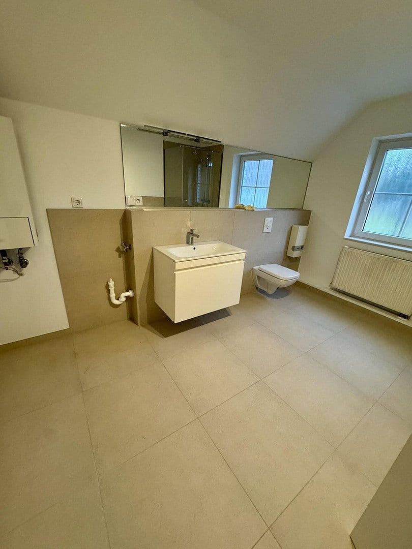 1 bedroom with open-plan kitchen flat to rent, 75 m², Weg nach den Hingbenden, Düsseldorf, North Rhine-Westphalia 1 bedroom with open-plan kitchen flat to rent, 75 m², Weg nach den Hingbenden, Düsseldorf, North Rhine-Westphalia