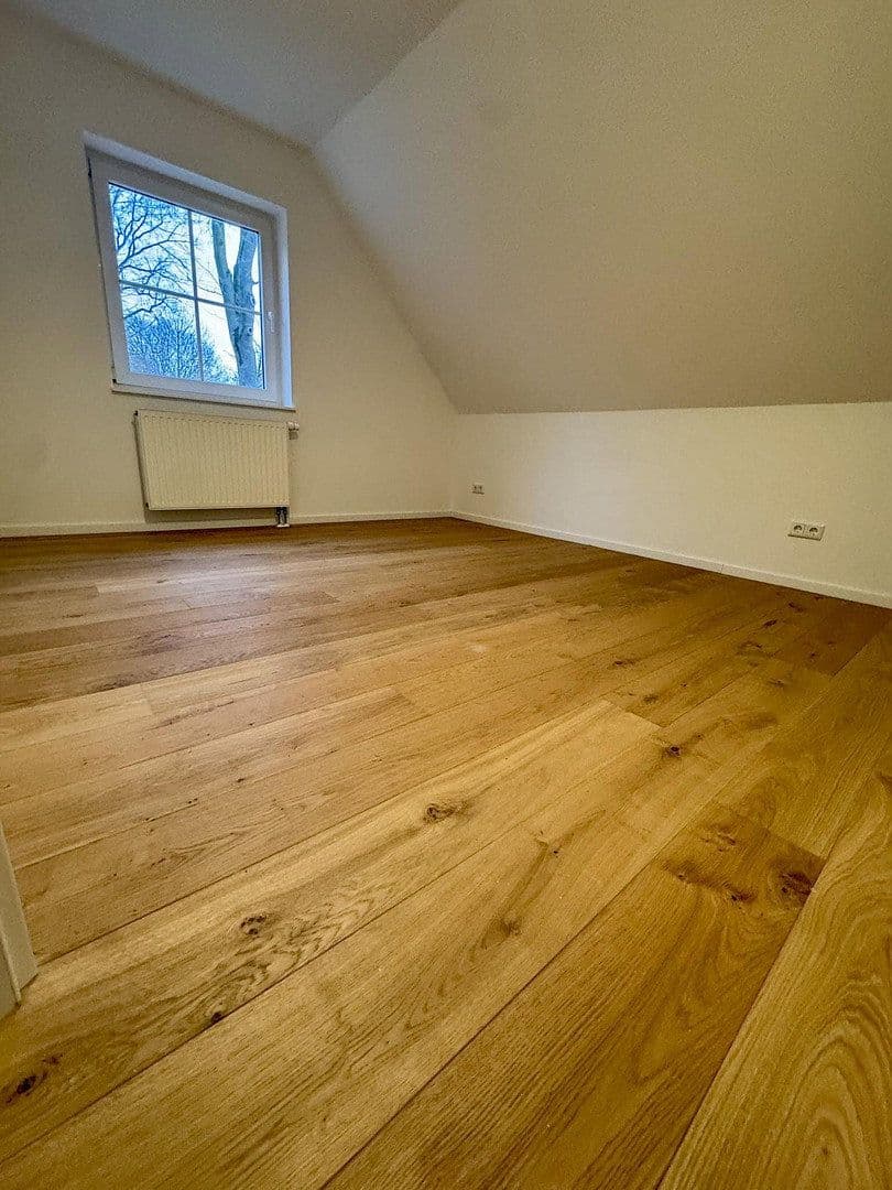1 bedroom with open-plan kitchen flat to rent, 75 m², Weg nach den Hingbenden, Düsseldorf, North Rhine-Westphalia 1 bedroom with open-plan kitchen flat to rent, 75 m², Weg nach den Hingbenden, Düsseldorf, North Rhine-Westphalia