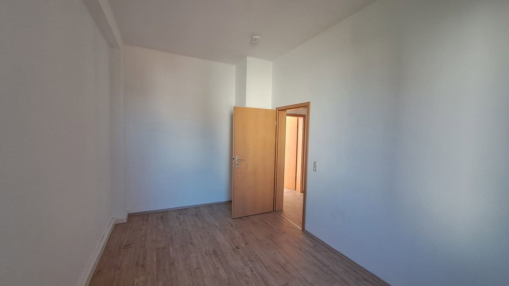 3 bedroom flat to rent, 76 m², Crimmitschau, Saxony 3 bedroom flat to rent, 76 m², Crimmitschau, Saxony