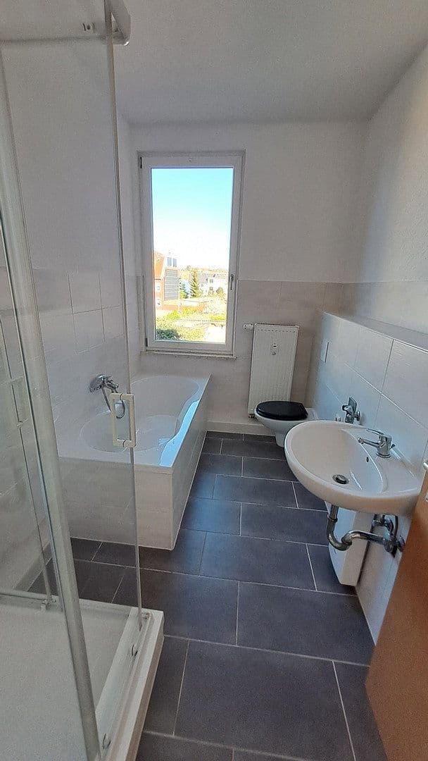 3 bedroom flat to rent, 76 m², Crimmitschau, Saxony 3 bedroom flat to rent, 76 m², Crimmitschau, Saxony