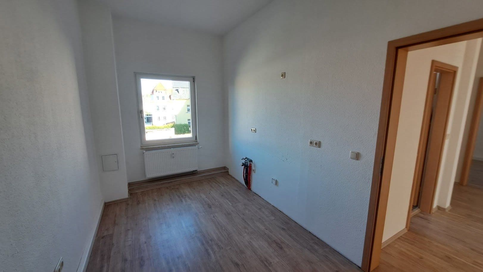 3 bedroom flat to rent, 76 m², Crimmitschau, Saxony 3 bedroom flat to rent, 76 m², Crimmitschau, Saxony