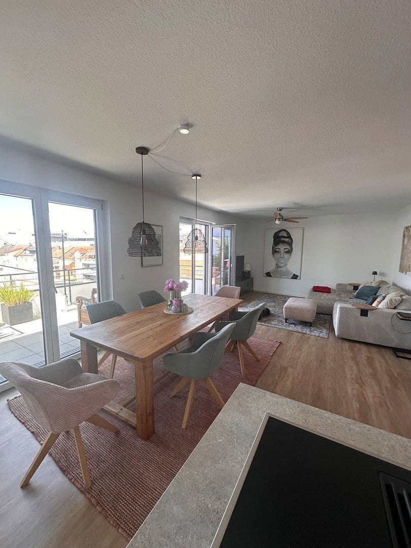 3 bedroom flat to rent, 110 m², Aschaffenburg, Bavaria 3 bedroom flat to rent, 110 m², Aschaffenburg, Bavaria