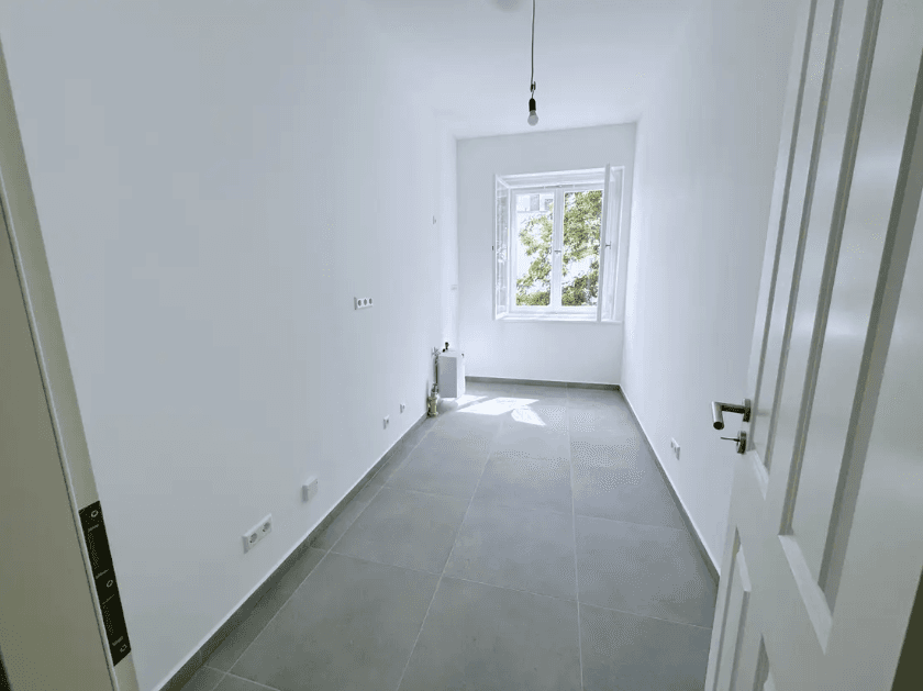 3 bedroom flat for sale, 58 m², Leibnizstraße 93, Berlin, Berlin 3 bedroom flat for sale, 58 m², Leibnizstraße 93, Berlin, Berlin