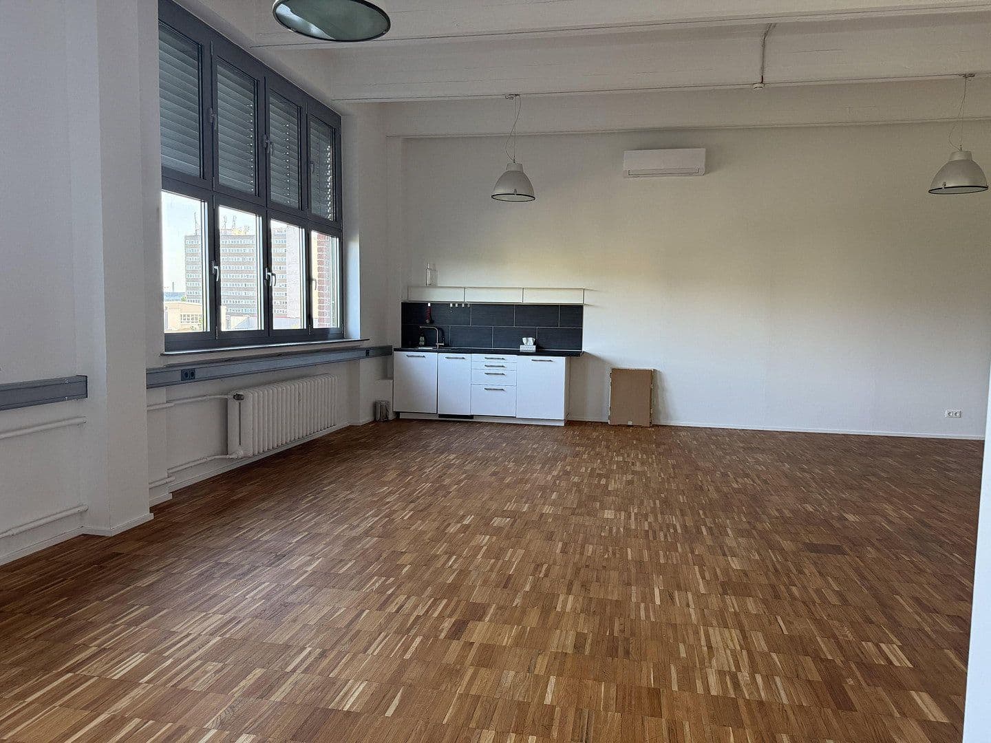 office to rent, 77 m², Cassellastraße, 30-32, Frankfurt (Main) - Fechenheim, Hesse office to rent, 77 m², Cassellastraße, 30-32, Frankfurt (Main) - Fechenheim, Hesse