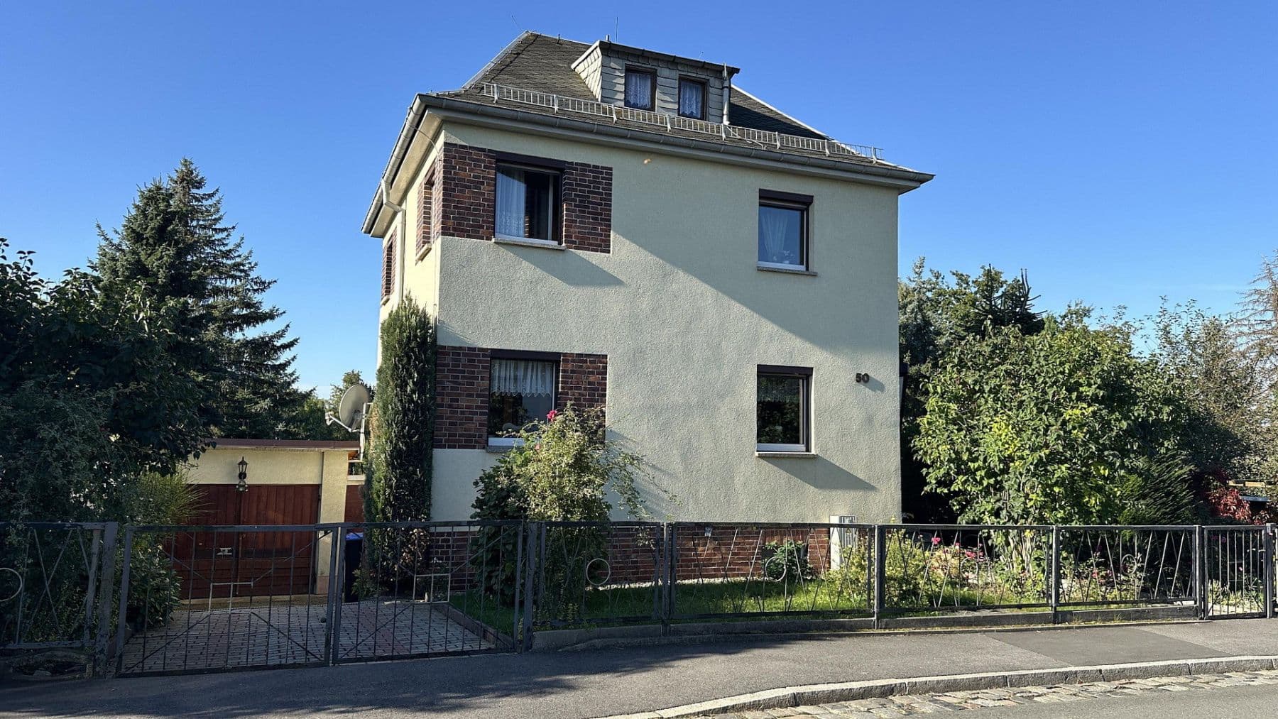 house for sale, 90 m², Chemnitz OT Schönau, Saxony house for sale, 90 m², Chemnitz OT Schönau, Saxony