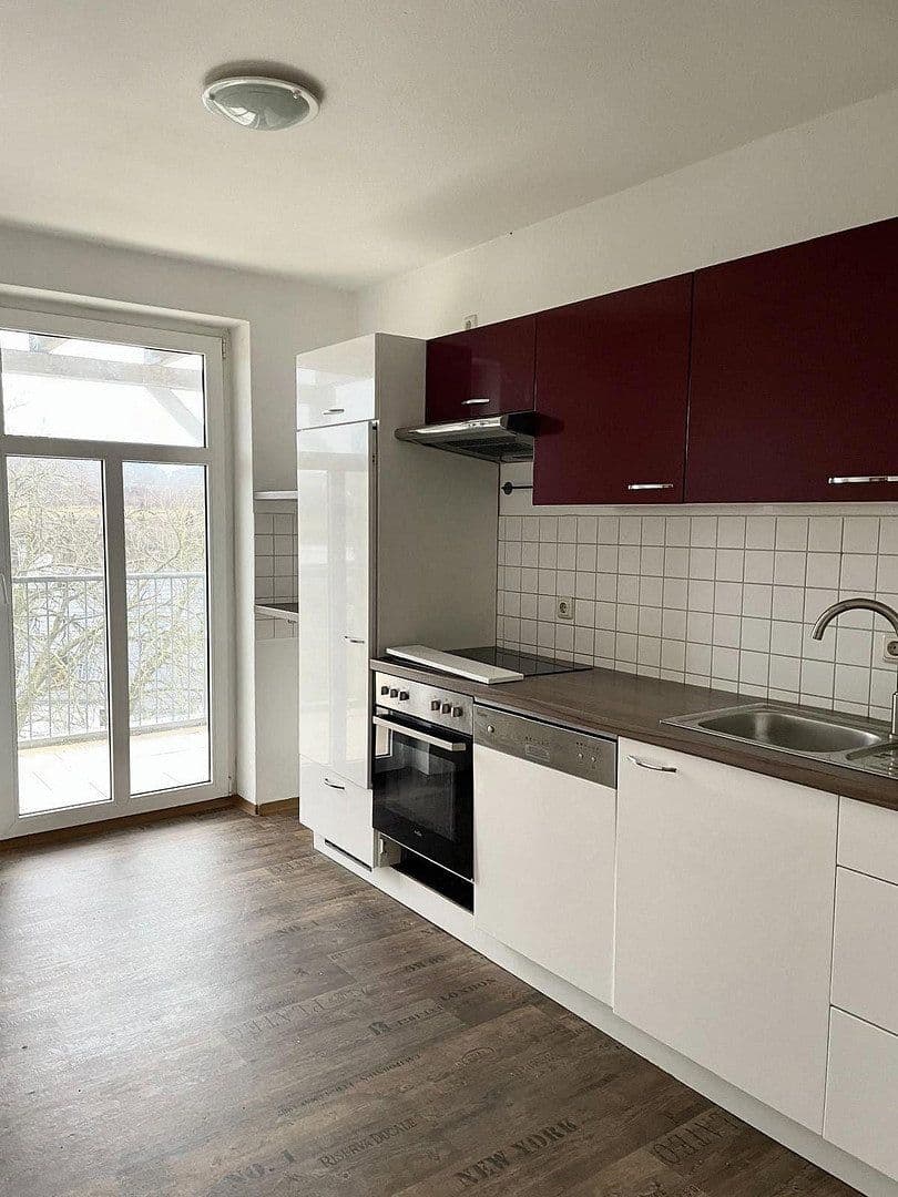 3 bedroom flat to rent, 77 m², Plauen, Saxony 3 bedroom flat to rent, 77 m², Plauen, Saxony