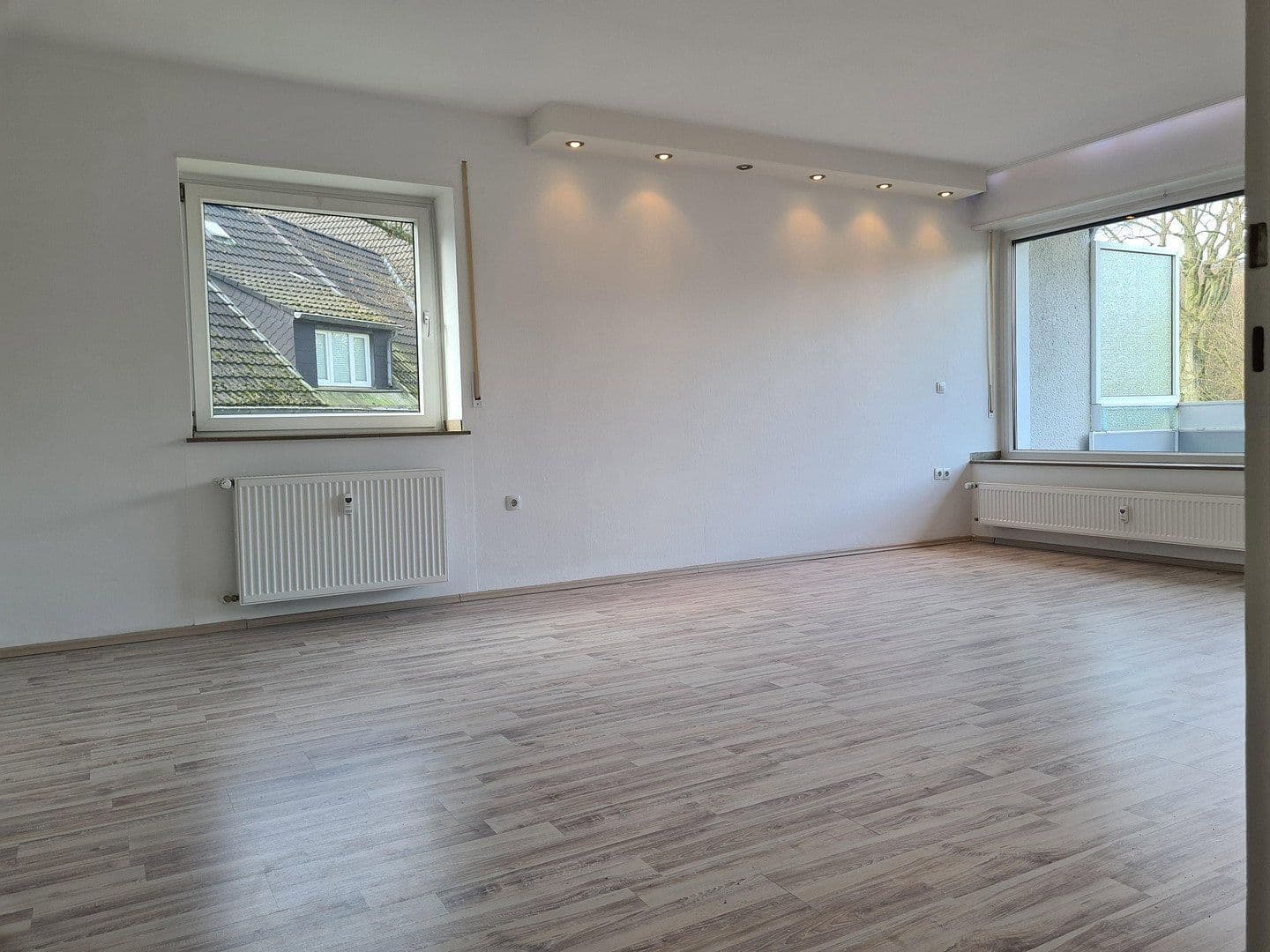 3 bedroom with open-plan kitchen flat to rent, 102 m², Uhlenbrockstrasse 13, Gelsenkirchen, North Rhine-Westphalia 3 bedroom with open-plan kitchen flat to rent, 102 m², Uhlenbrockstrasse 13, Gelsenkirchen, North Rhine-Westphalia