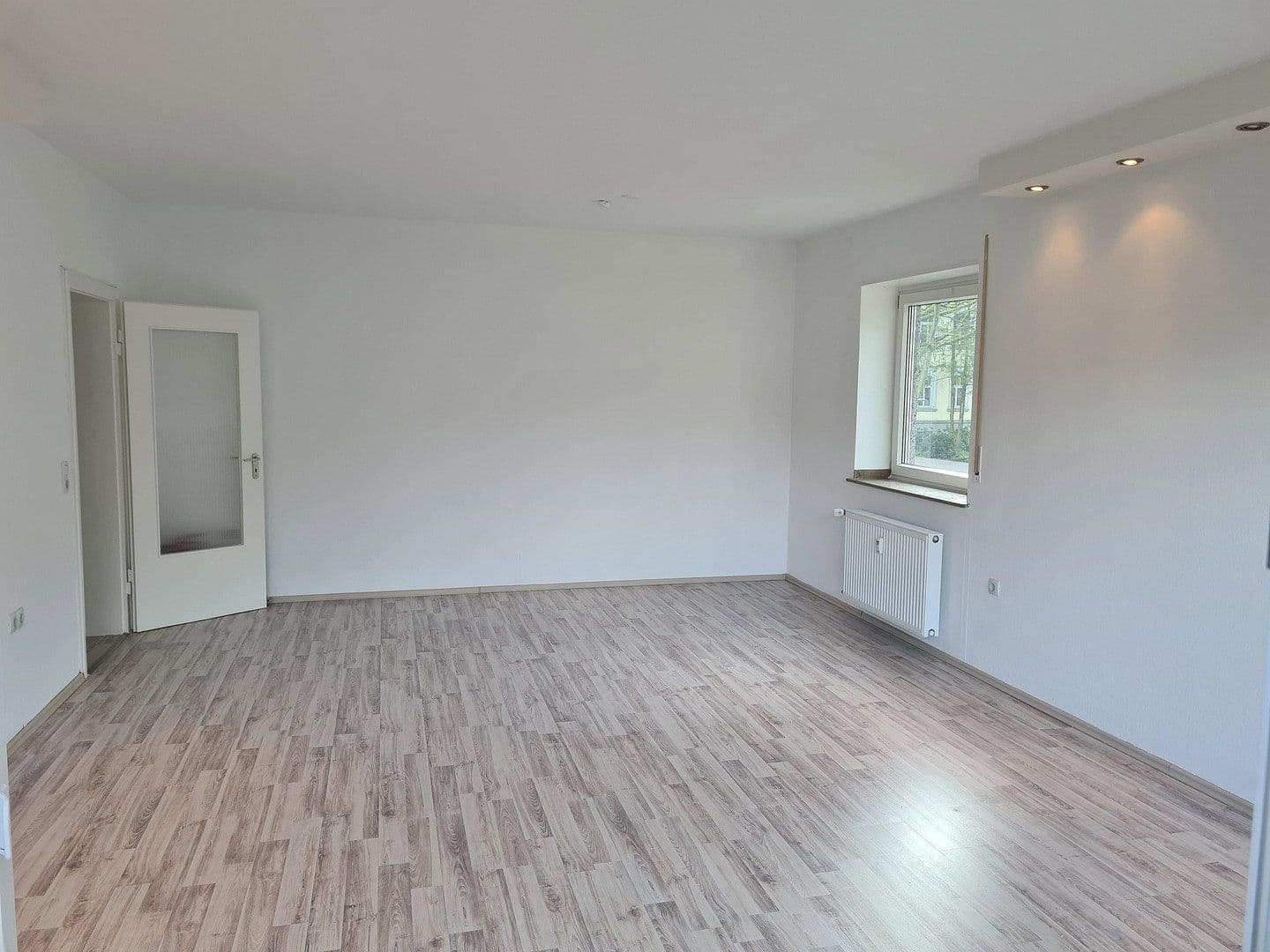 3 bedroom with open-plan kitchen flat to rent, 102 m², Uhlenbrockstrasse 13, Gelsenkirchen, North Rhine-Westphalia 3 bedroom with open-plan kitchen flat to rent, 102 m², Uhlenbrockstrasse 13, Gelsenkirchen, North Rhine-Westphalia