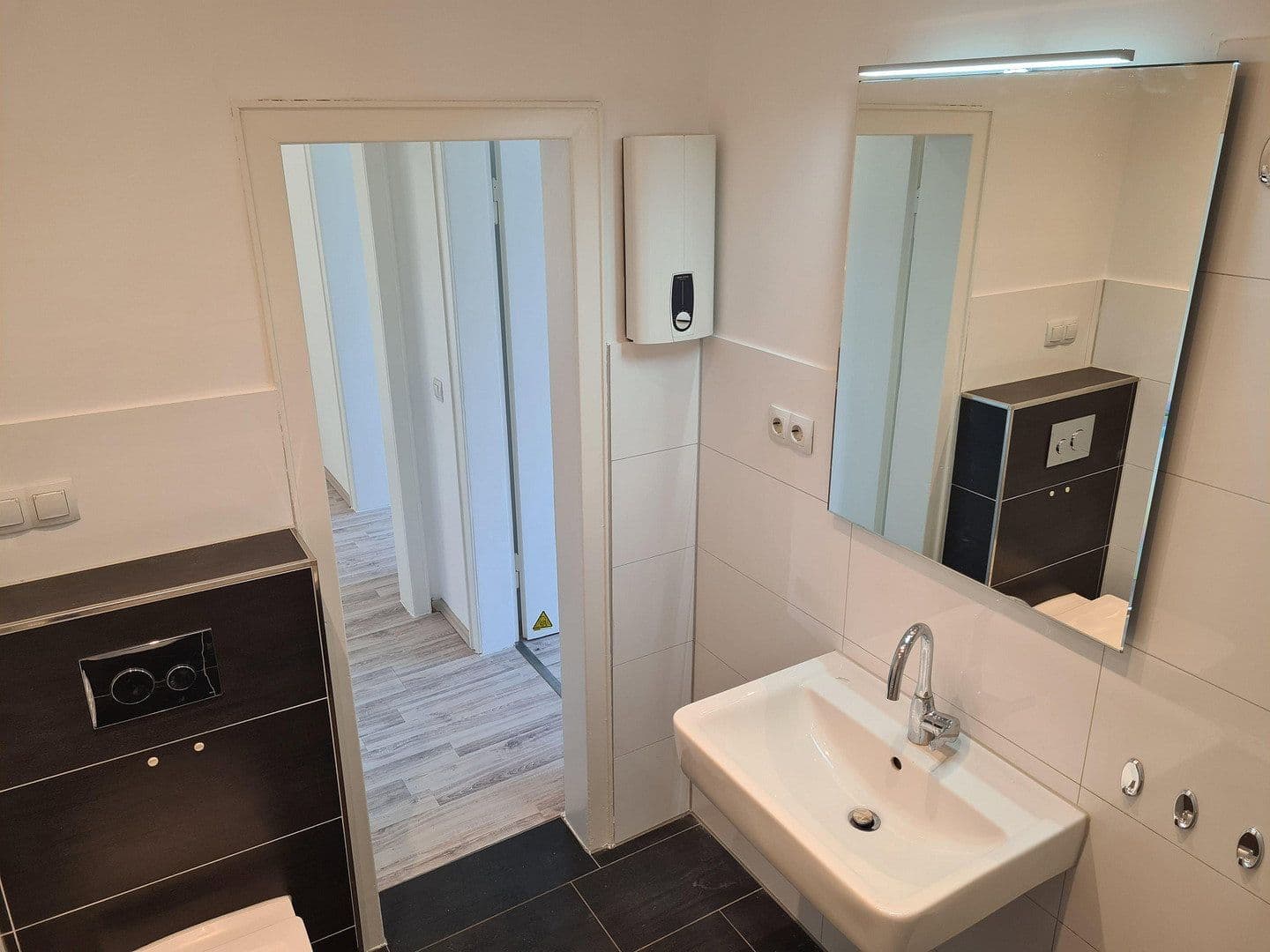 3 bedroom with open-plan kitchen flat to rent, 102 m², Uhlenbrockstrasse 13, Gelsenkirchen, North Rhine-Westphalia 3 bedroom with open-plan kitchen flat to rent, 102 m², Uhlenbrockstrasse 13, Gelsenkirchen, North Rhine-Westphalia