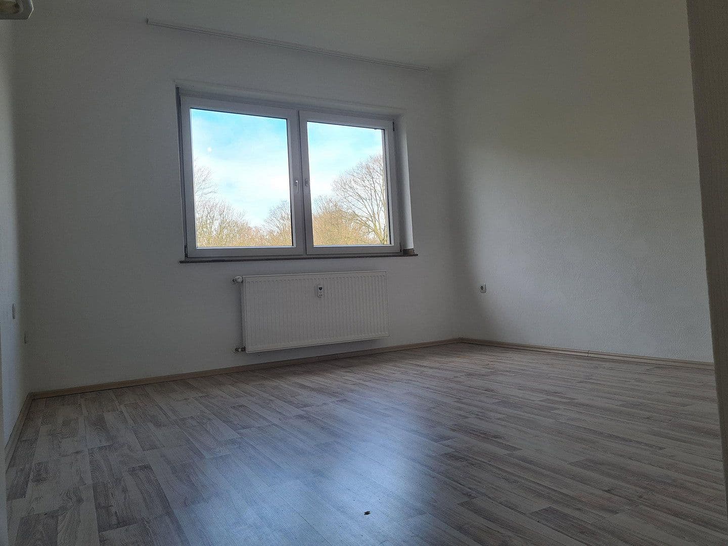 3 bedroom with open-plan kitchen flat to rent, 102 m², Uhlenbrockstrasse 13, Gelsenkirchen, North Rhine-Westphalia 3 bedroom with open-plan kitchen flat to rent, 102 m², Uhlenbrockstrasse 13, Gelsenkirchen, North Rhine-Westphalia